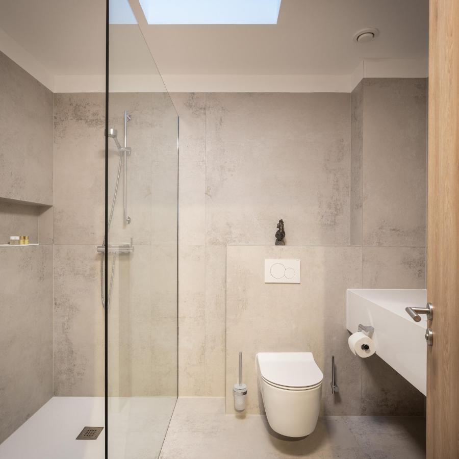 Home & Work Pulheim Exterior photo
